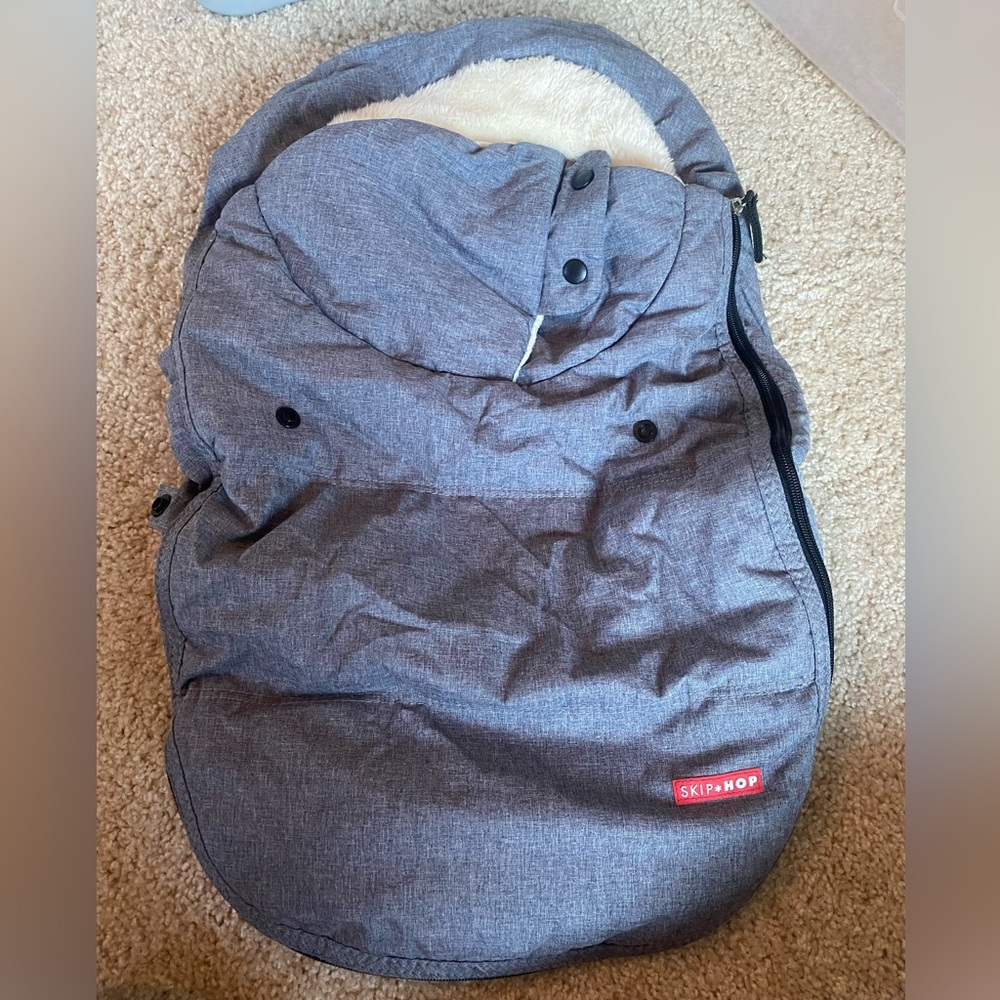 SKIP HOP Infant Winter Carseat Cover